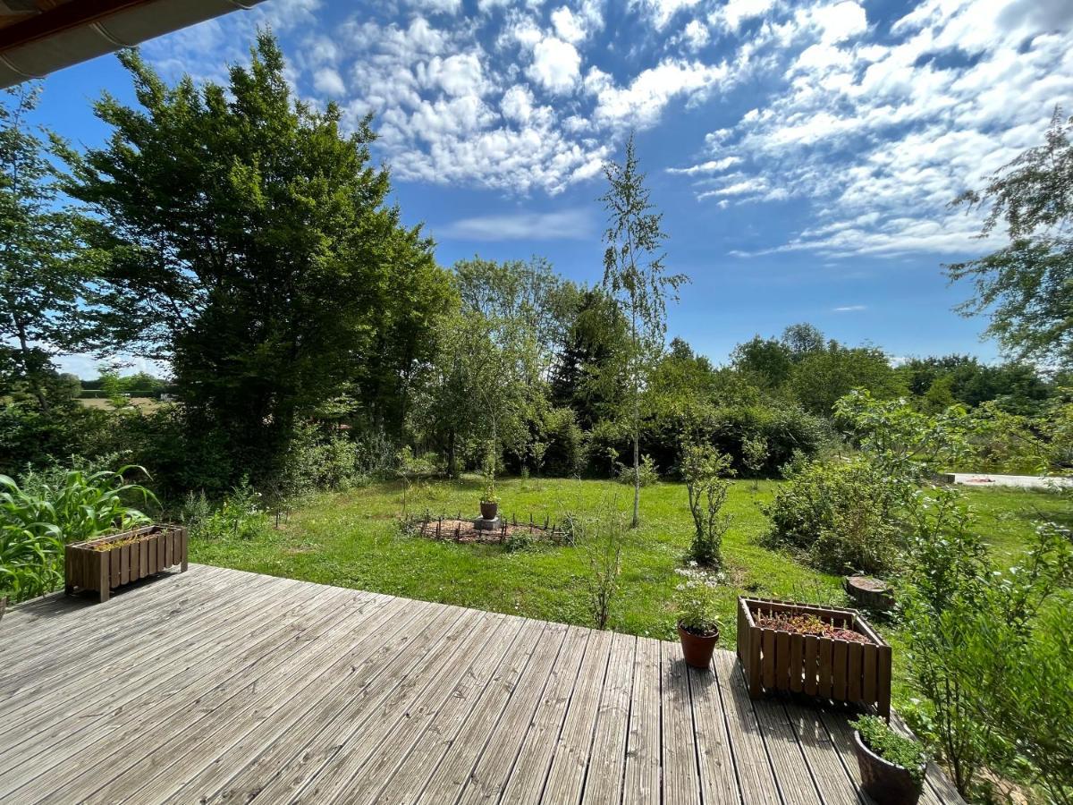 Ecolieu Le Chant Du Temps Bed & Breakfast Saint-Usuge Bagian luar foto