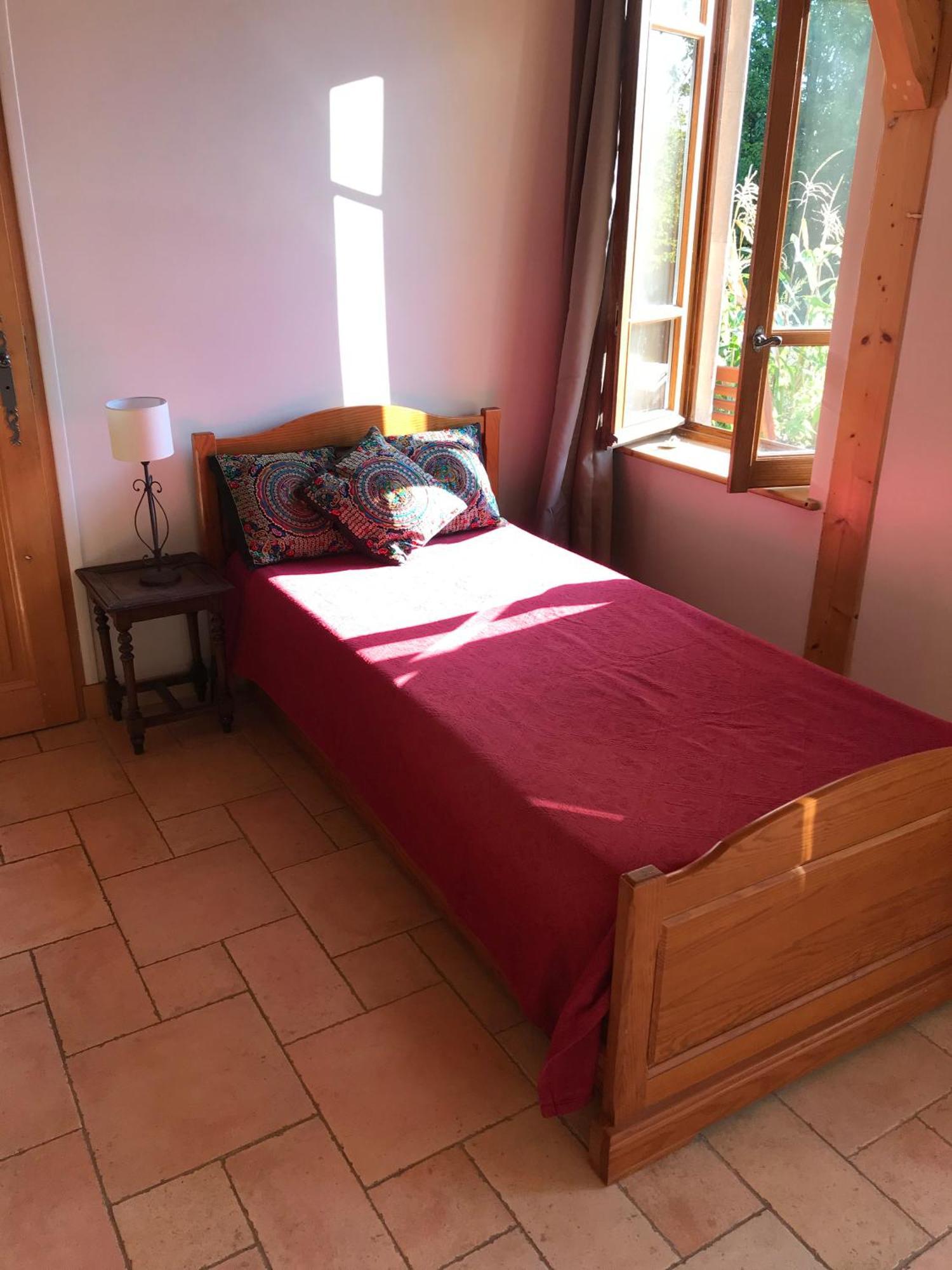 Ecolieu Le Chant Du Temps Bed & Breakfast Saint-Usuge Bagian luar foto